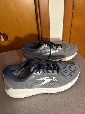 Brooks Addiction GTS